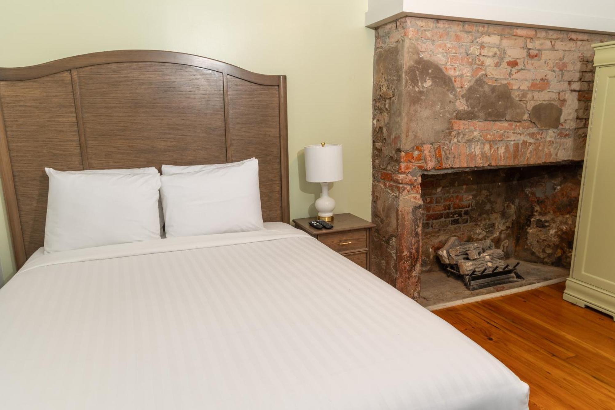 Inn On St. Ann, A French Quarter Guest Houses Property Новий Орлеан Екстер'єр фото